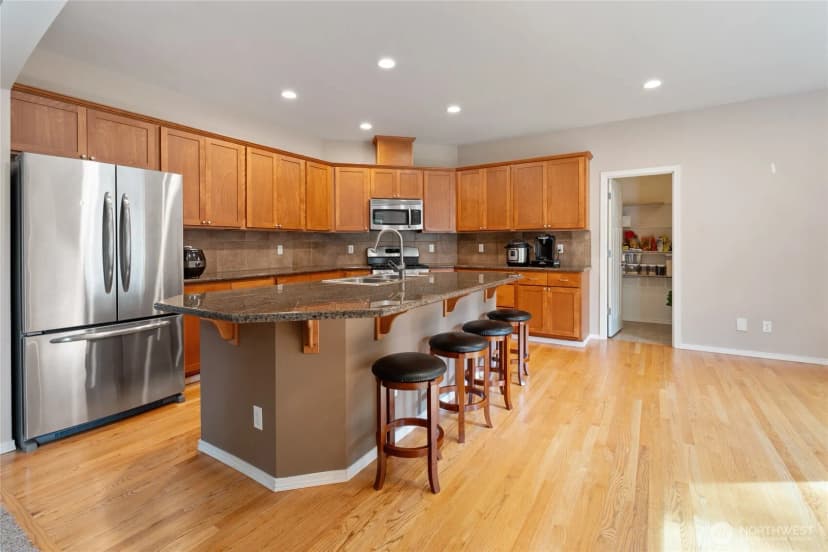 Property photo for 5302 54th Street W, University Place photo 10
