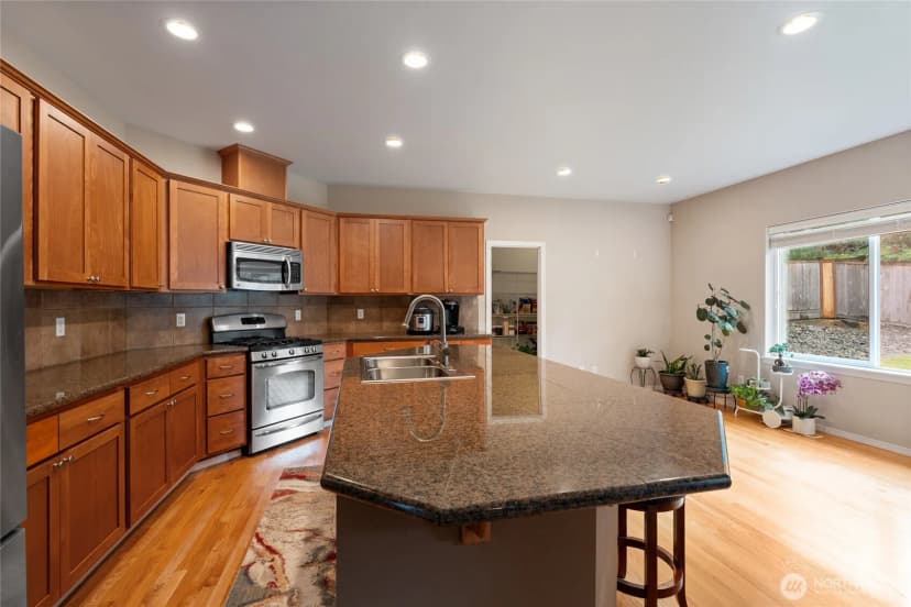 Property photo for 5302 54th Street W, University Place photo 13