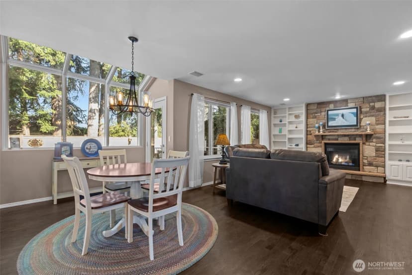 Property photo for 102 Stone Ridge Drive, Snohomish photo 18
