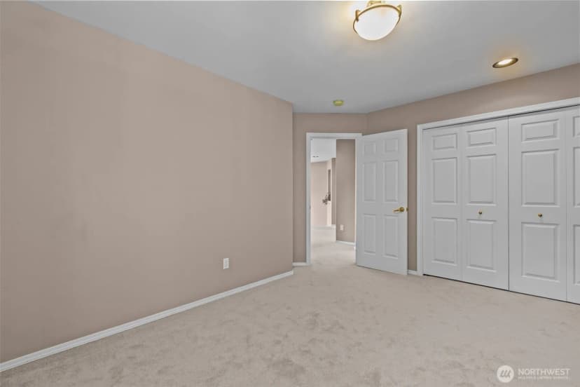 Property photo for 102 Stone Ridge Drive, Snohomish photo 31