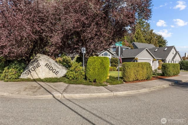 Property photo for 102 Stone Ridge Drive, Snohomish photo 4
