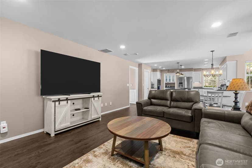 Property photo for 102 Stone Ridge Drive, Snohomish photo 19