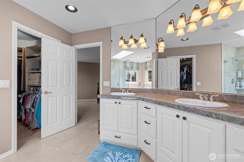 Property photo for 102 Stone Ridge Drive, Snohomish photo 25