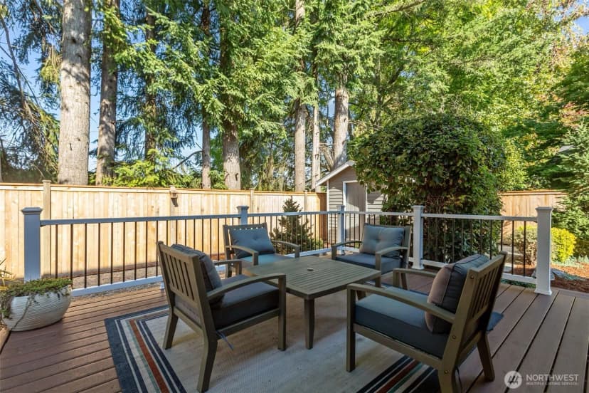 Property photo for 102 Stone Ridge Drive, Snohomish photo 32