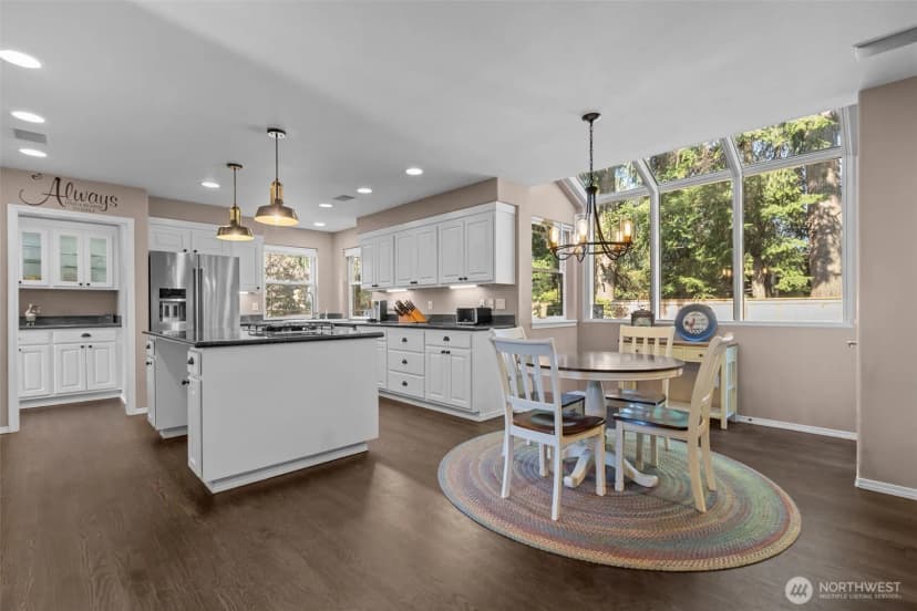 Property photo for 102 Stone Ridge Drive, Snohomish photo 14