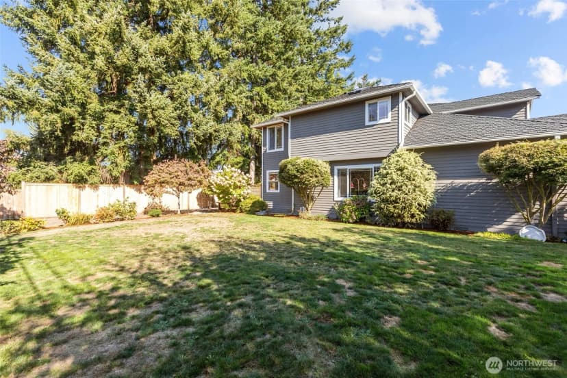 Property photo for 102 Stone Ridge Drive, Snohomish photo 37