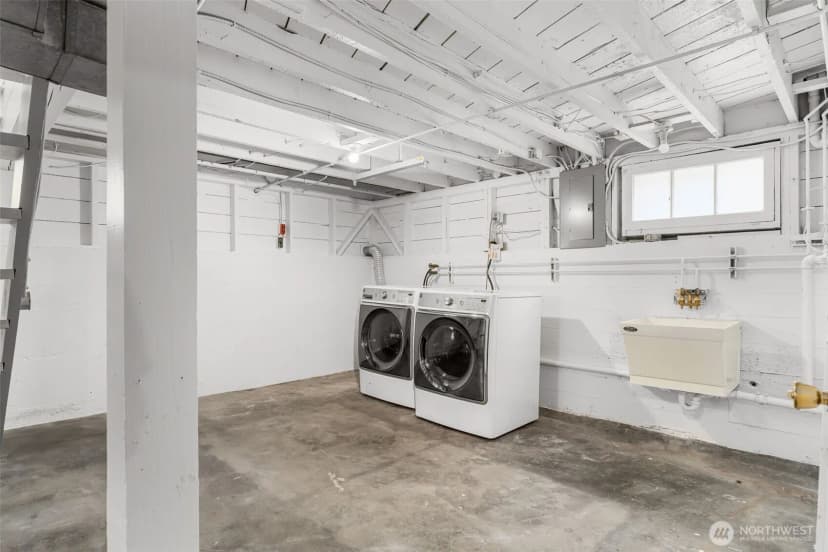 Property photo for 8606 29th Avenue Nw, Seattle photo 16