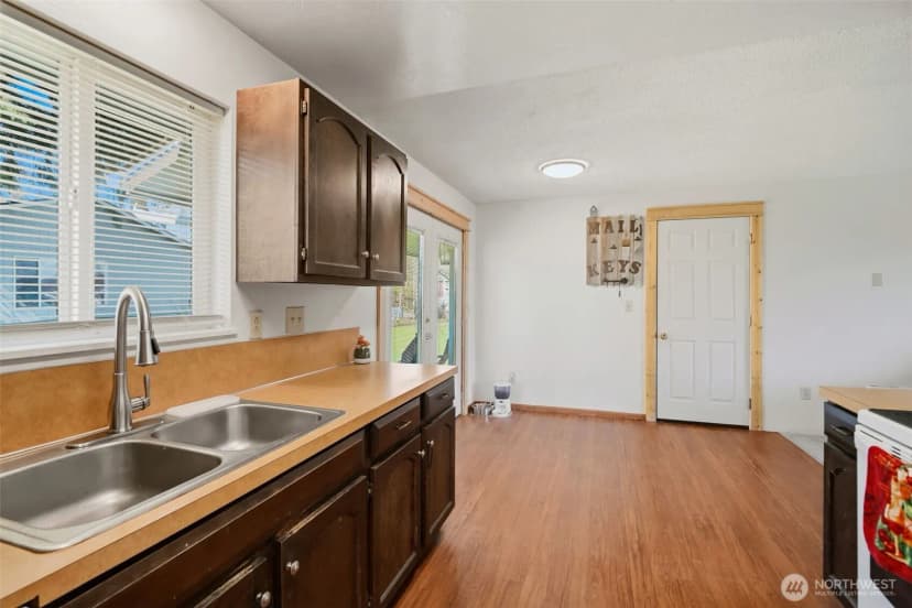 Property photo for 209 W Scott Street, Aberdeen photo 11
