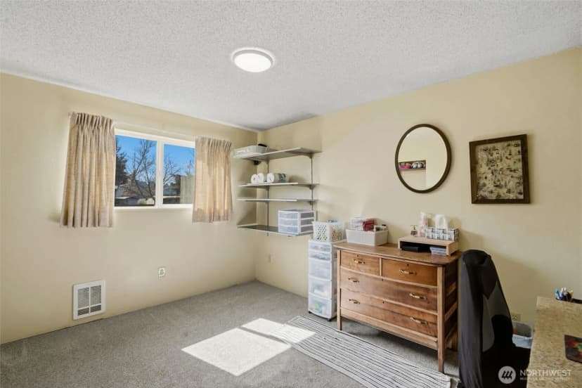 Property photo for 209 W Scott Street, Aberdeen photo 16