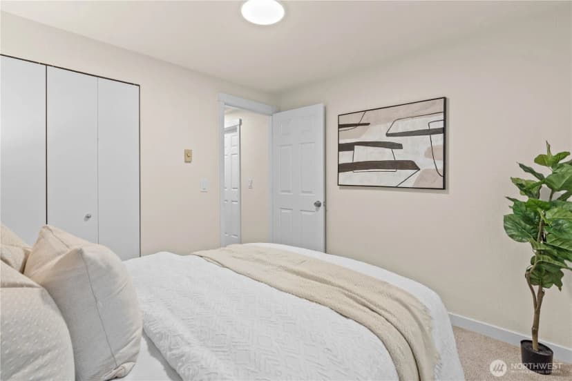 Property photo for 4231 Ne 5th Street #a201, Renton photo 11