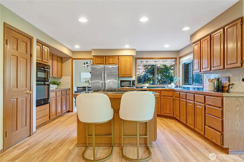 Property photo for 5827 106th Street Sw, Mukilteo photo 14