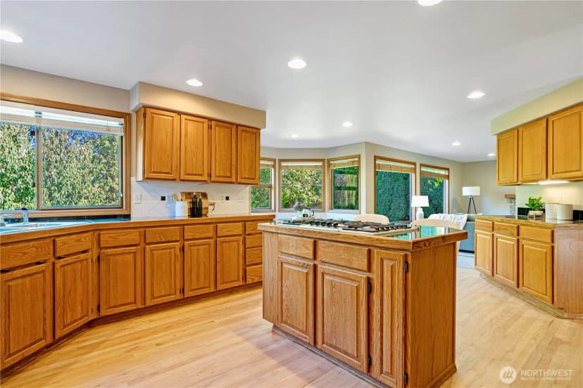 Property photo for 5827 106th Street Sw, Mukilteo photo 16