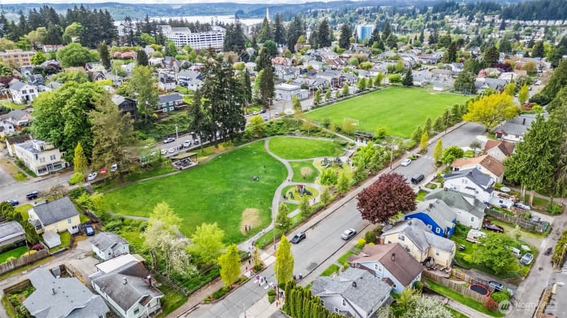 Property photo for 1540 7th Street, Bremerton photo 36