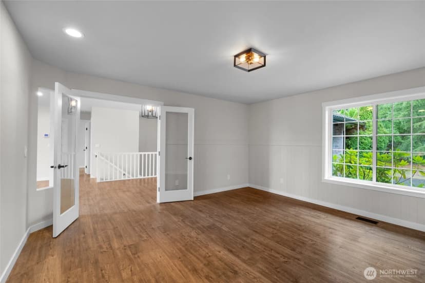 Property photo for 27215 159th Avenue E, Graham photo 16