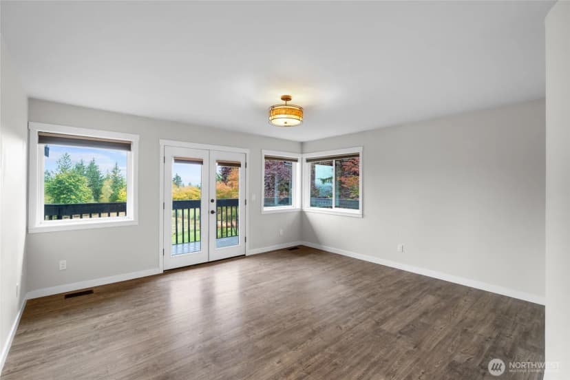 Property photo for 27215 159th Avenue E, Graham photo 18
