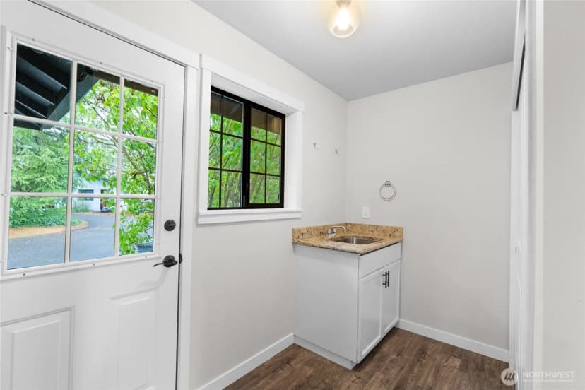 Property photo for 27215 159th Avenue E, Graham photo 17