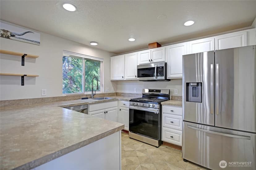 Property photo for 2029 Baymont Drive, Oak Harbor photo 16