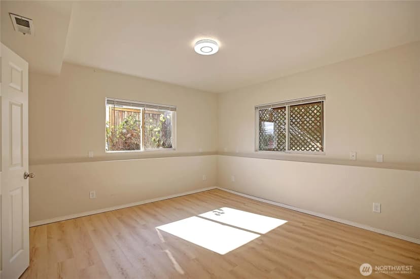 Property photo for 2029 Baymont Drive, Oak Harbor photo 6