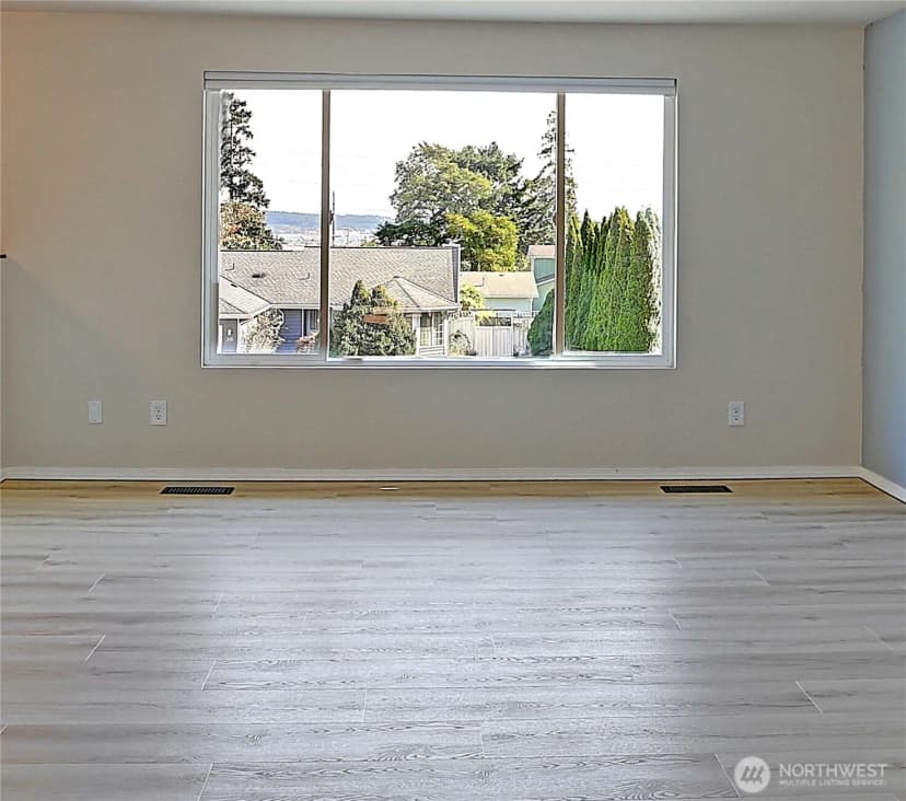 Property photo for 2029 Baymont Drive, Oak Harbor photo 13