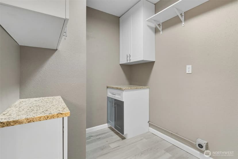 Property photo for 603 N Summit Avenue, Bremerton photo 18