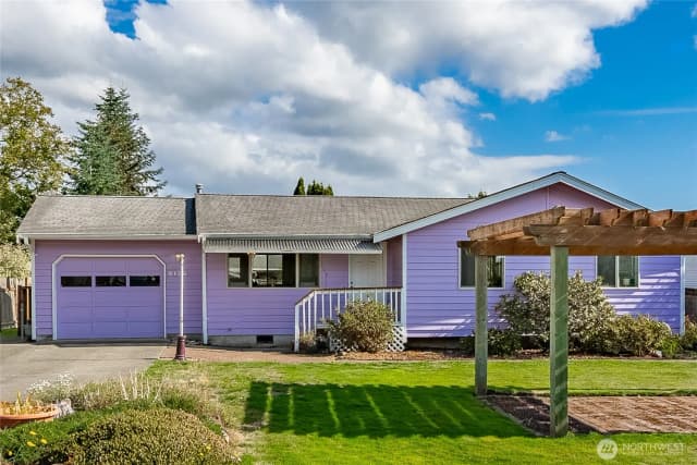 Property photo for 2136 Hawthorne Street, Ferndale photo 2