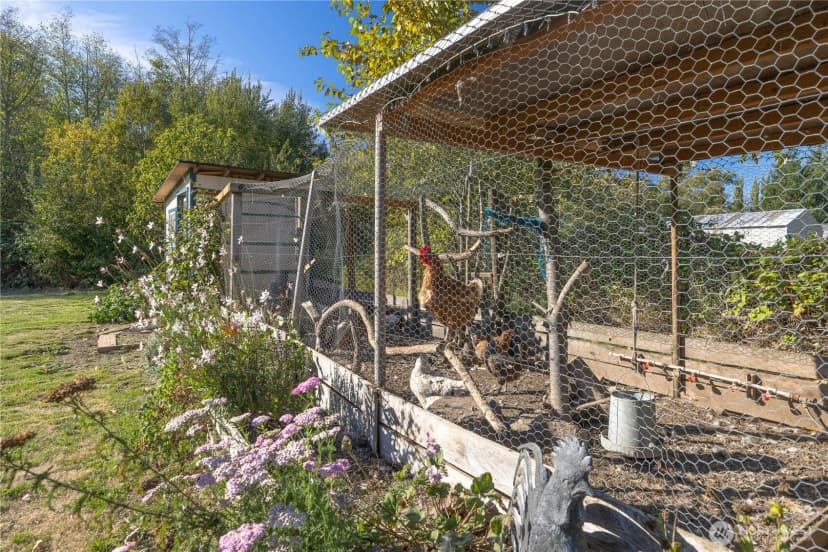 Property photo for 3895 Bancroft Road, Bellingham photo 34
