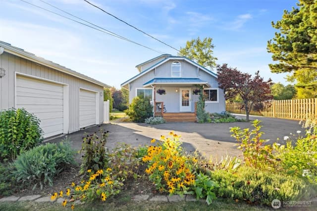 Property photo for 3895 Bancroft Road, Bellingham photo 2