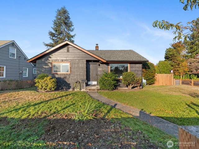 Property photo for 1201 H Street Se, Auburn
