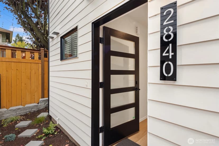 Property photo for 2840 Nw 62nd Street, Seattle photo 2