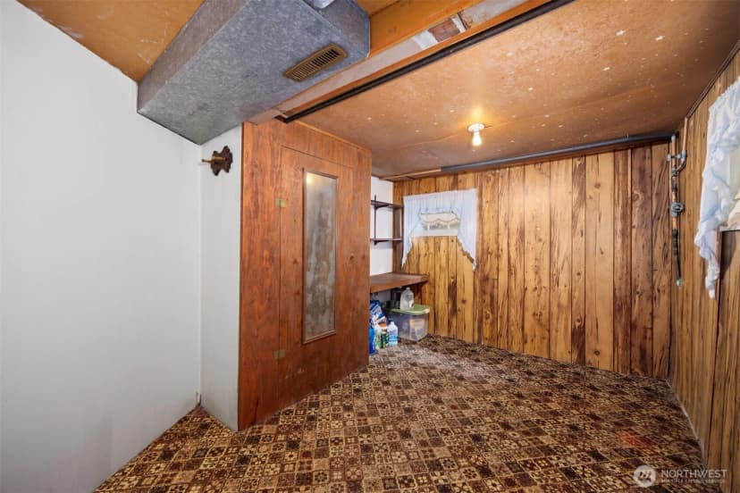 Property photo for 2716 Sunset Drive, Bellingham photo 27
