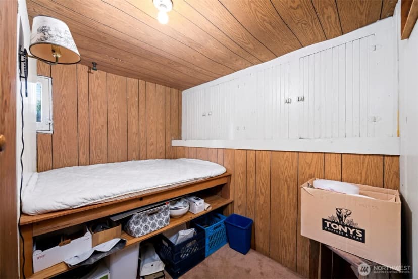 Property photo for 2716 Sunset Drive, Bellingham photo 28