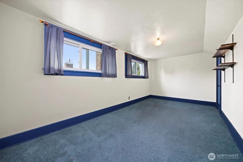 Property photo for 2716 Sunset Drive, Bellingham photo 23