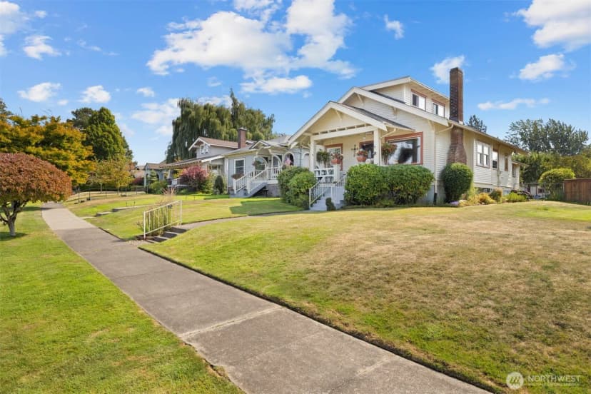 Property photo for 2716 Sunset Drive, Bellingham photo 30