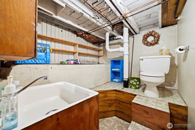 Property photo for 2716 Sunset Drive, Bellingham photo 29