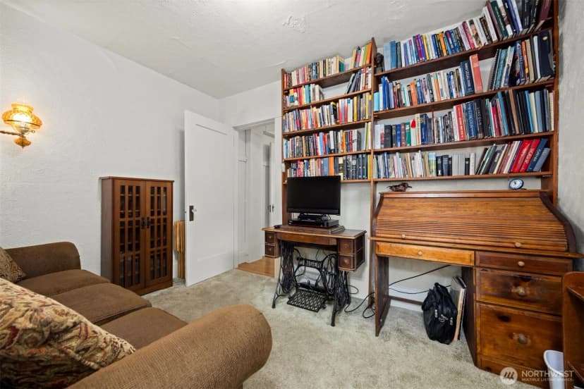 Property photo for 2716 Sunset Drive, Bellingham photo 20