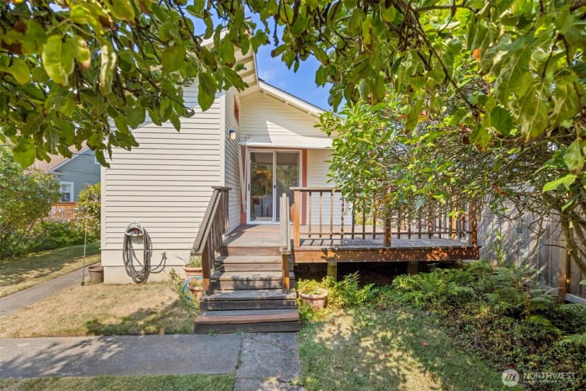 Property photo for 2716 Sunset Drive, Bellingham photo 33
