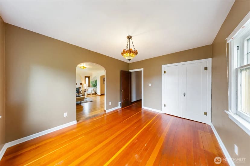 Property photo for 1315 7th Street, Anacortes photo 19