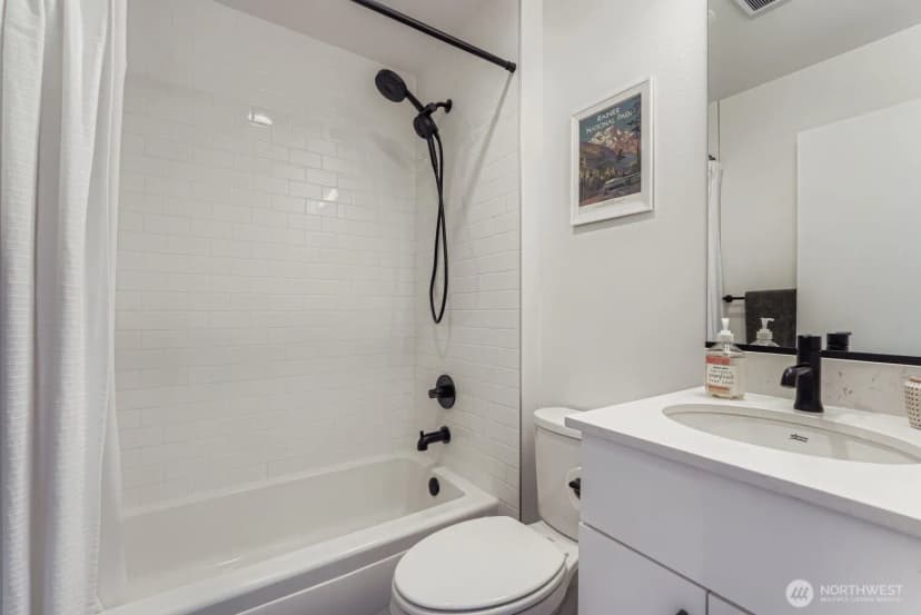Property photo for 5719 9th Avenue Nw, Seattle photo 15