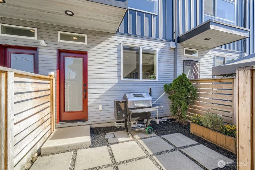 Property photo for 5719 9th Avenue Nw, Seattle photo 23