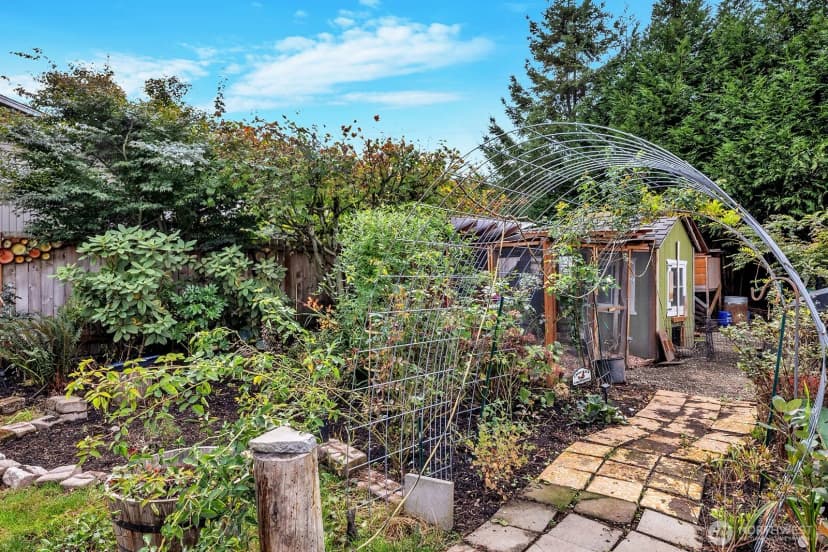 Property photo for 4927 326th Avenue Ne, Carnation photo 18