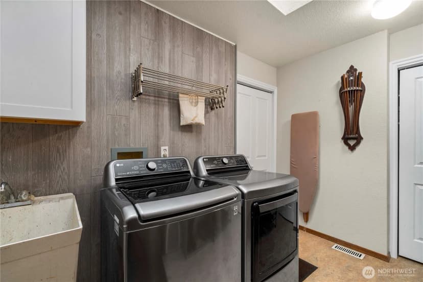 Property photo for 4644 Grand Fir Lane Nw, Olympia photo 23