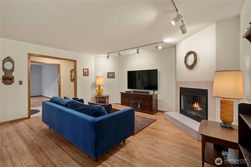 Property photo for 4644 Grand Fir Lane Nw, Olympia photo 4