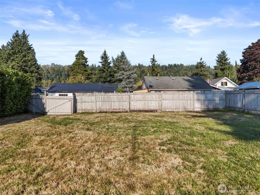 Property photo for 314 Washington Avenue Se, Orting photo 38