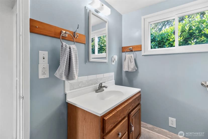 Property photo for 314 Washington Avenue Se, Orting photo 19