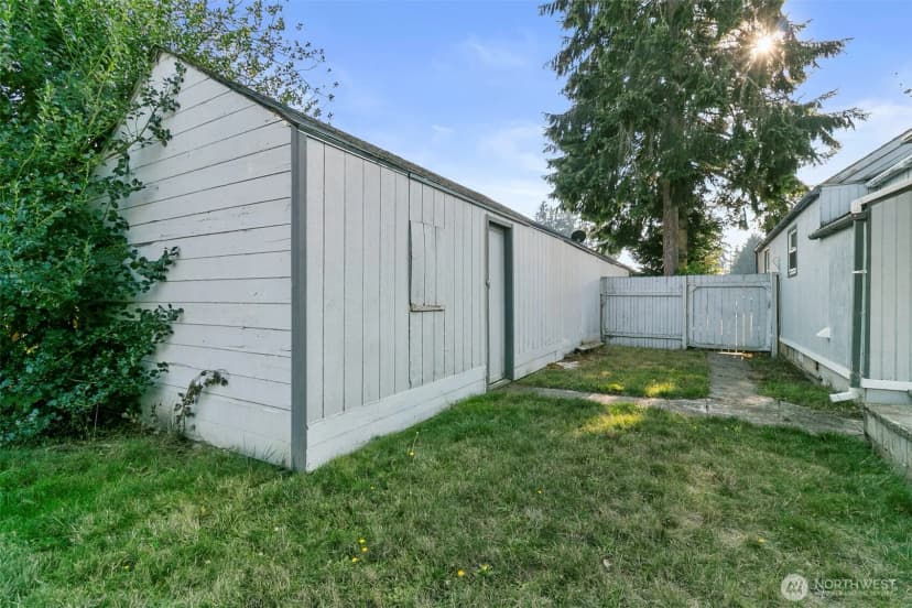 Property photo for 314 Washington Avenue Se, Orting photo 29