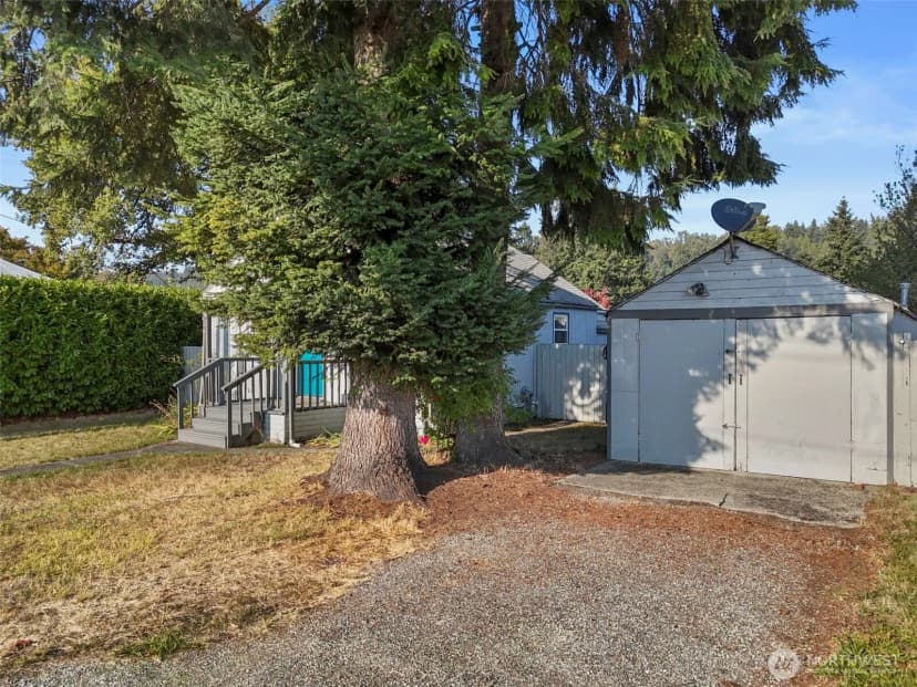 Property photo for 314 Washington Avenue Se, Orting photo 35