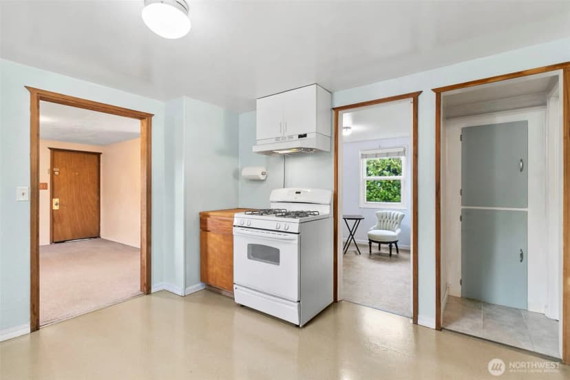 Property photo for 314 Washington Avenue Se, Orting photo 15