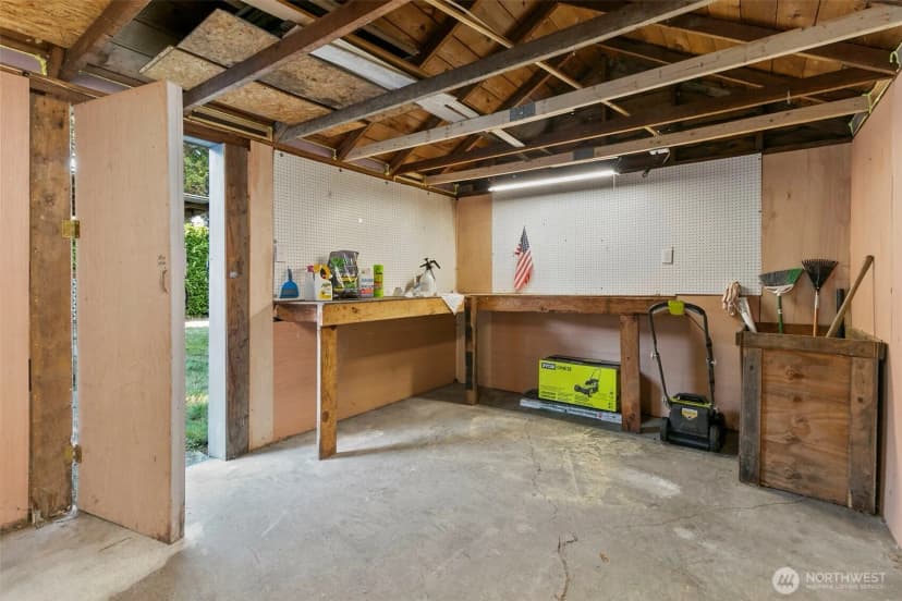 Property photo for 314 Washington Avenue Se, Orting photo 30