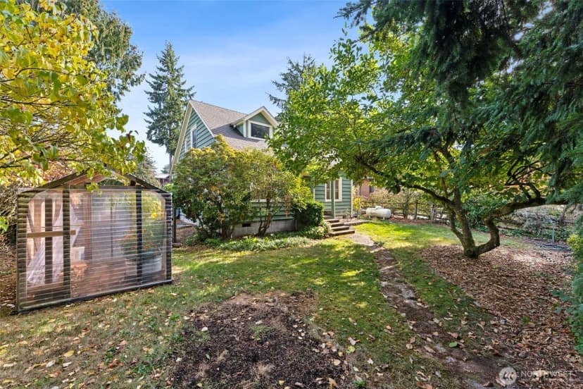 Property photo for 15620 21st Avenue Sw, Burien photo 15