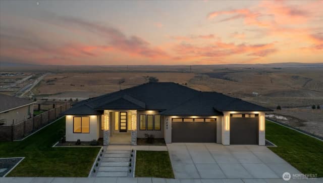 Property photo for 7483 W 23rd Avenue, Kennewick